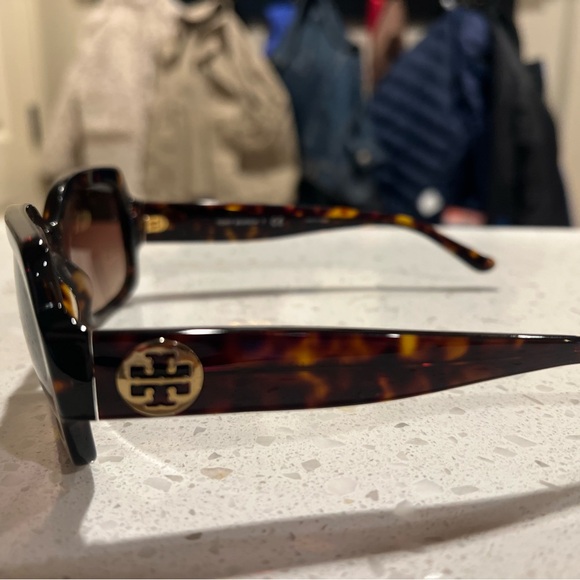 Tory Burch Sunglasses - Picture 3 of 7